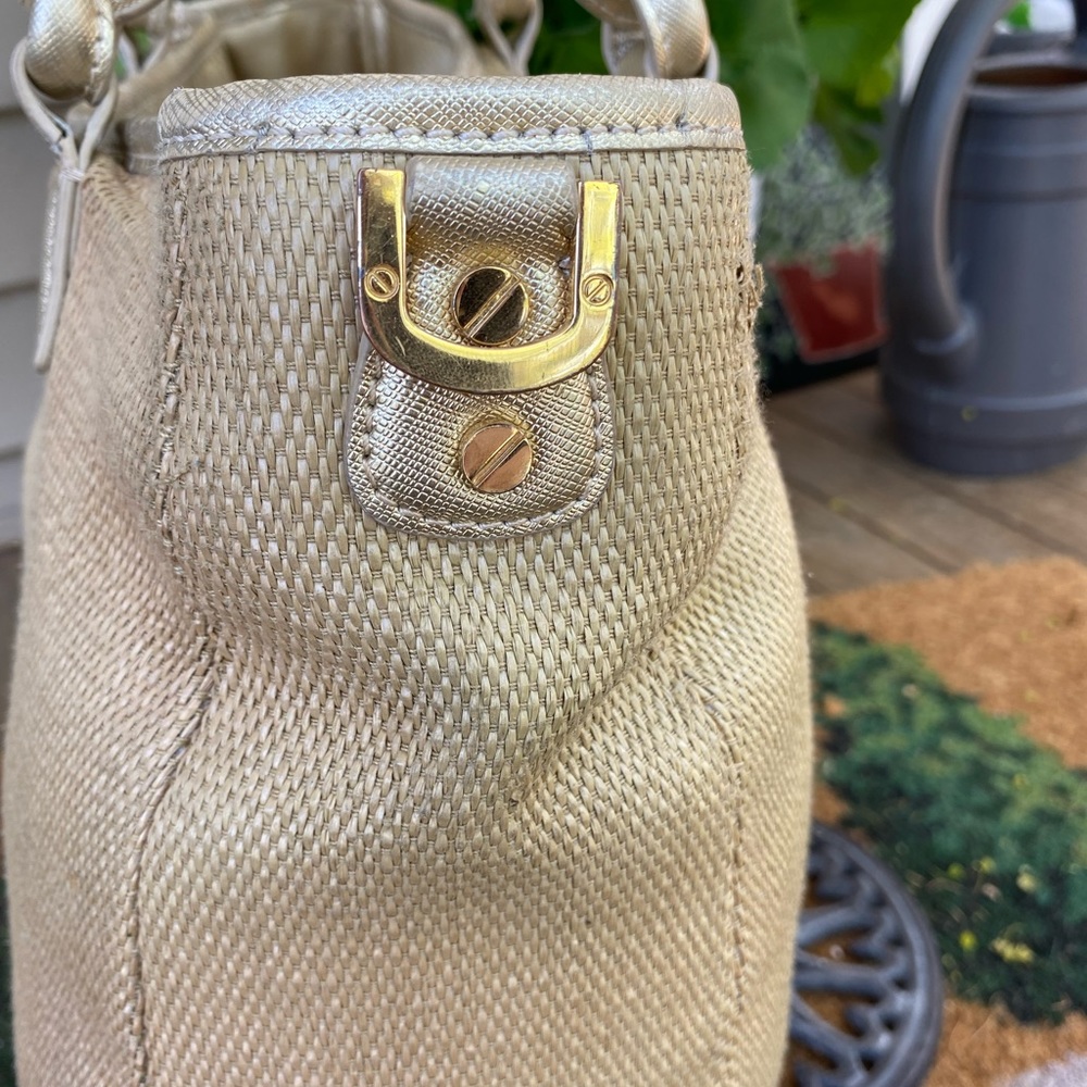 Tory Burch Slouchy woven straw shoulder bag - Picture 6 of 10